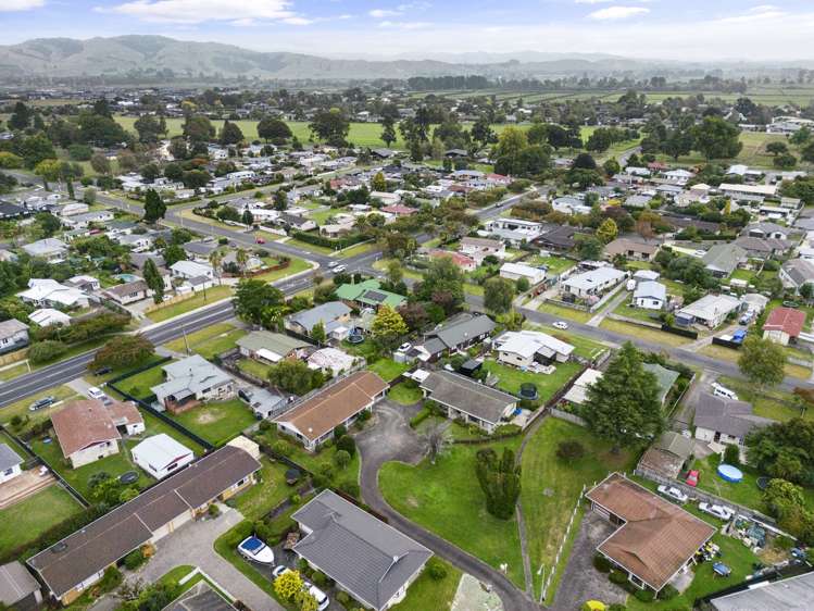 14 Conrad Place Leamington_14