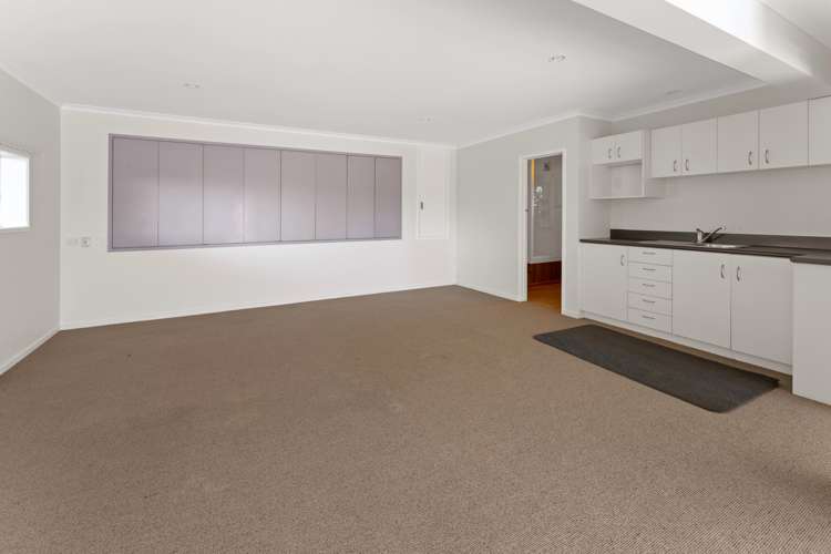 55 Marlborough Crescent Richmond_12