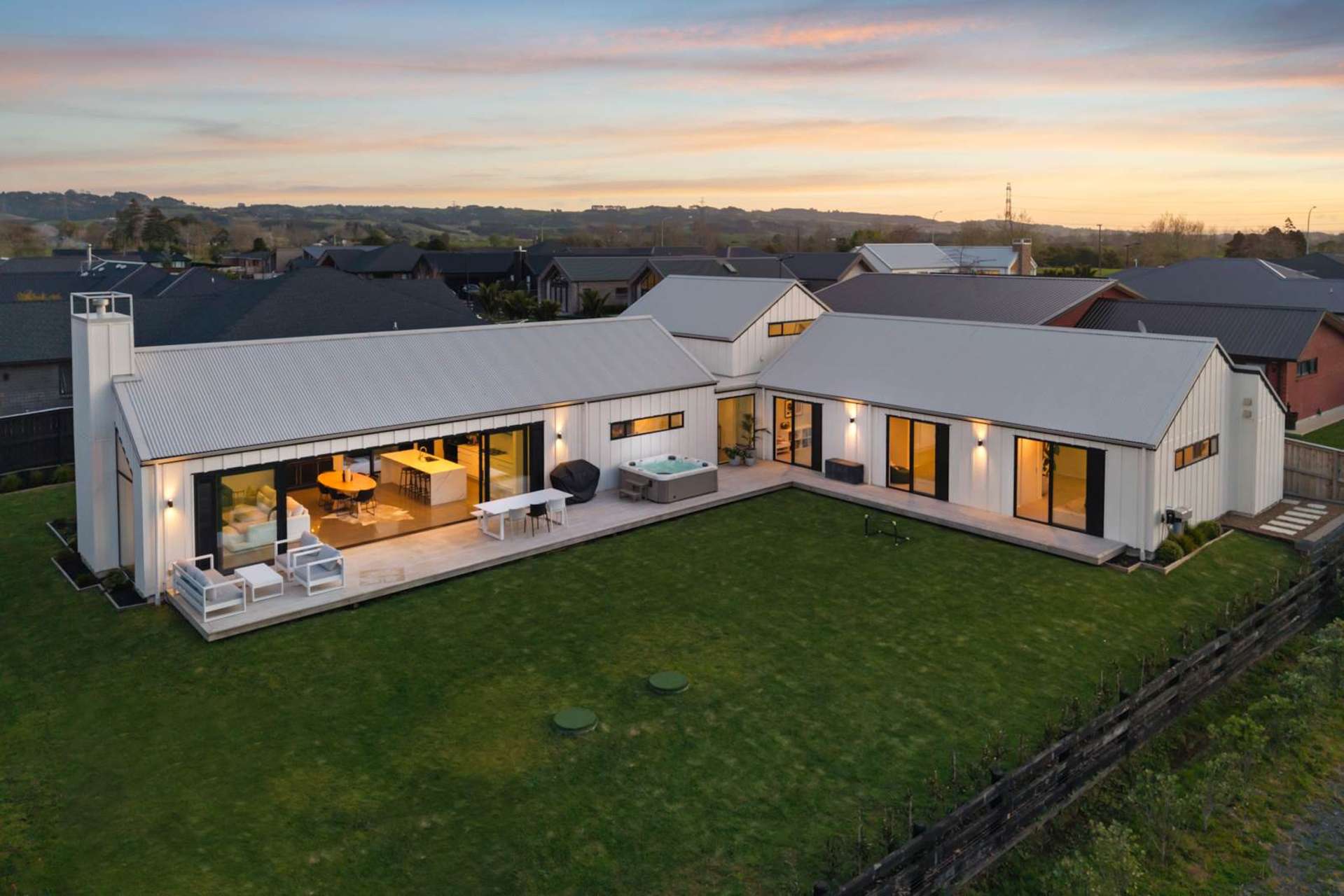 8 Benjamin Place Clevedon_0