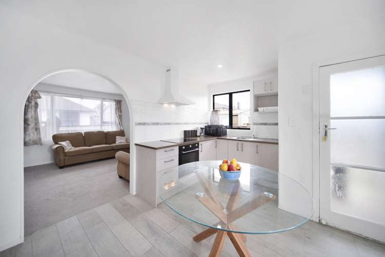 12a Everitt Road Otara_14