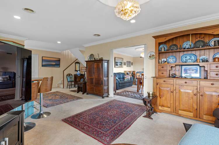 99 Basley Road Owhata_5