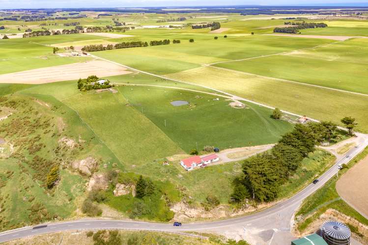 123 Ratana Road Ratana_11