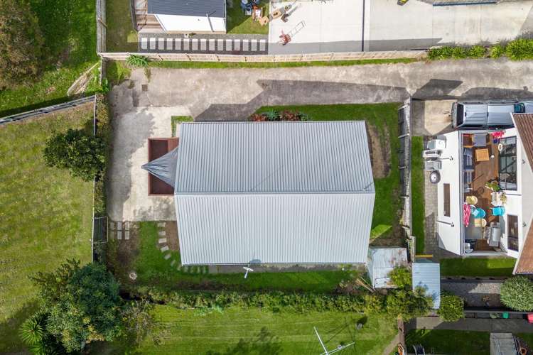 8b Oriana Crescent Bellevue_23