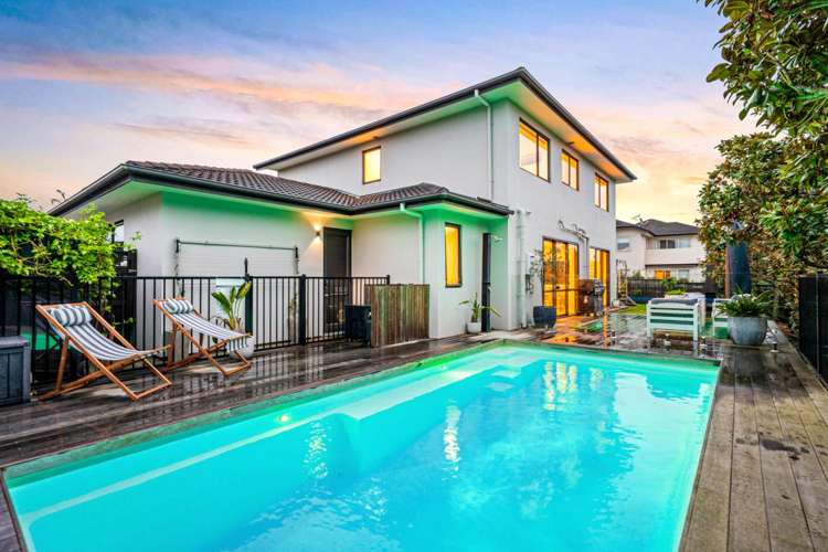 14 Archer Rayner Place Greenhithe_2