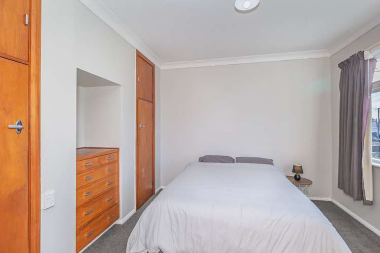 25 Dudley Street Levin_9