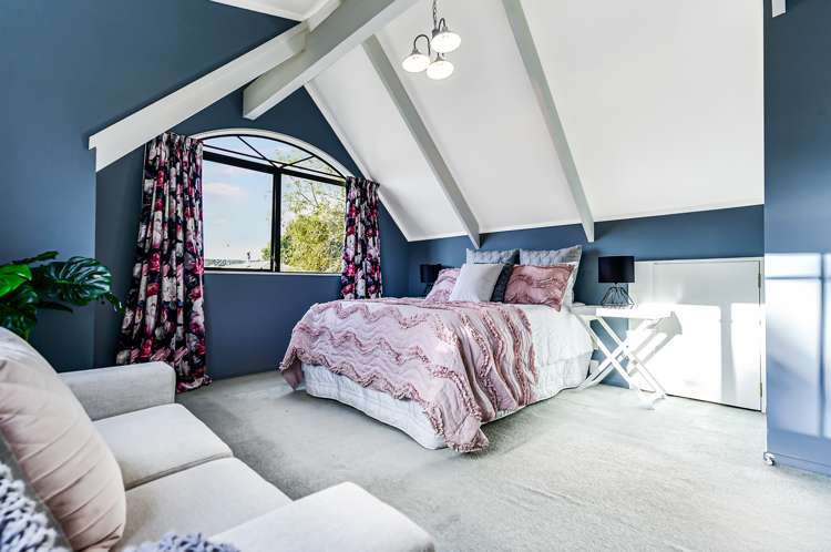 63 Sunnyhills Avenue Glenview_18