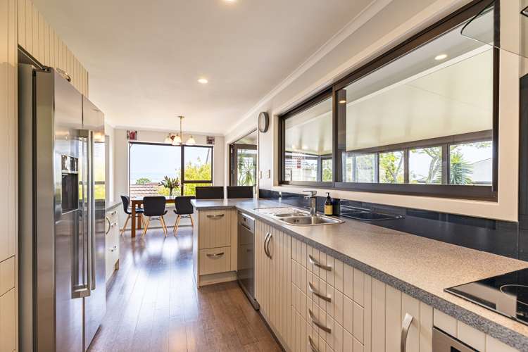 15 Tresillian Avenue Marybank_4