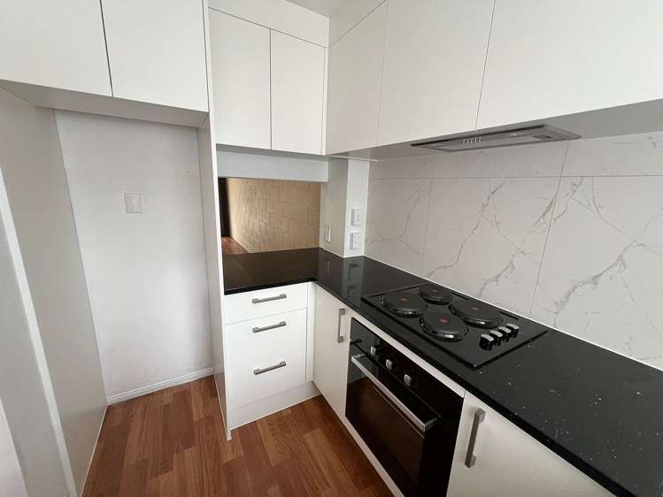 2/176 Panama Road Mount Wellington_11