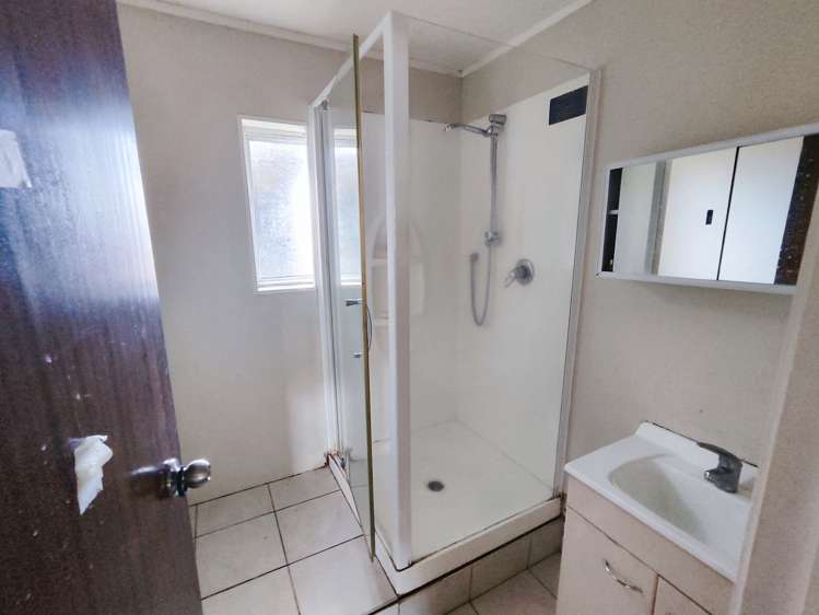 2/60b Swanson Road Henderson_4