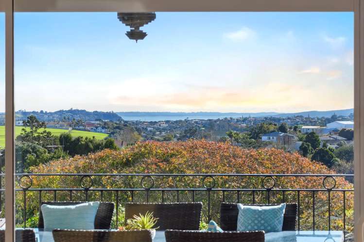 150 Bleakhouse Road Mellons Bay_14