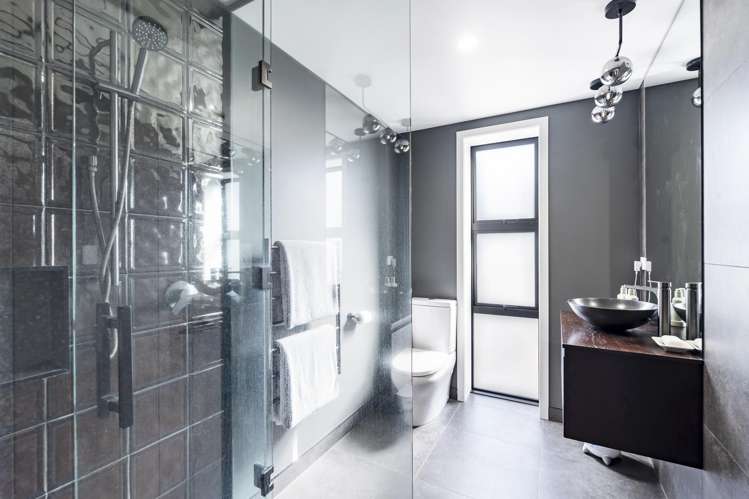 5/11A Baring Terrace Strandon_19