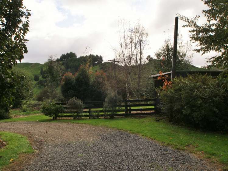 565 Mangaparo Road Ohura_16