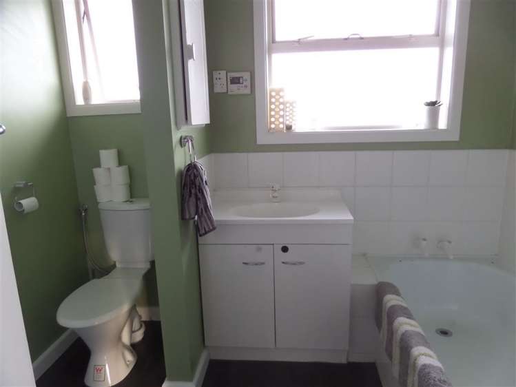 5 Parker Street Hornby_10