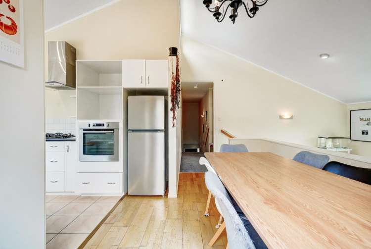 2/28 Pahi Place West Harbour_4