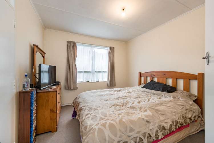 60 Meremere Street Wainuiomata_7