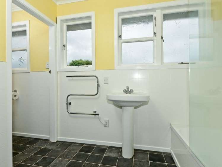 14 Joanna Place Deanwell_31