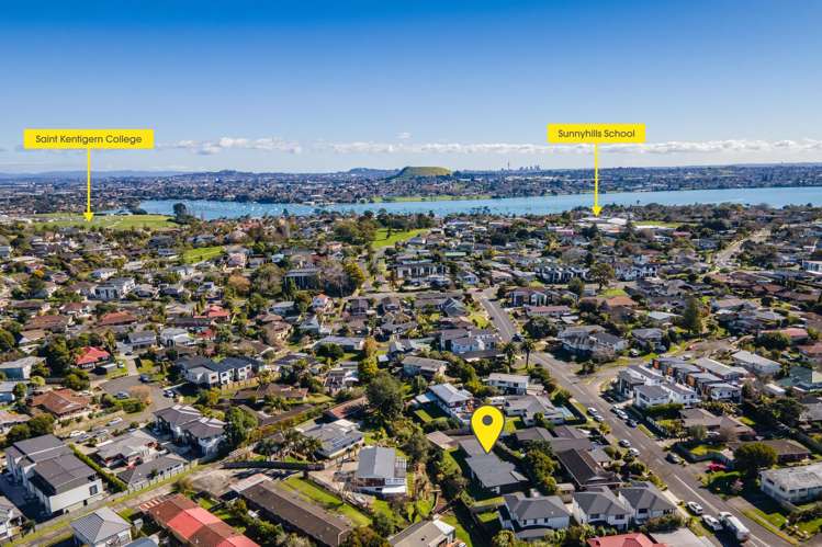 25 Meadway Sunnyhills_26