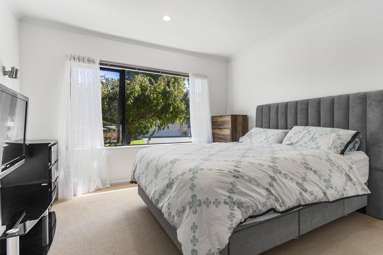 25F Youngs Road_4