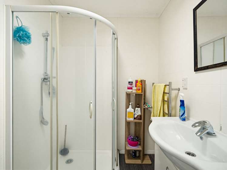 411 Hastings St South Akina_15