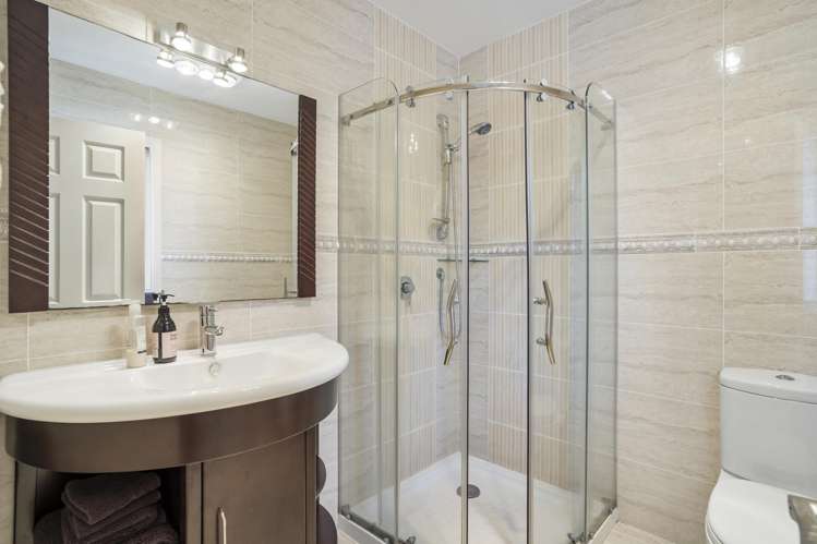 12 Beatrice Place Flat Bush_11