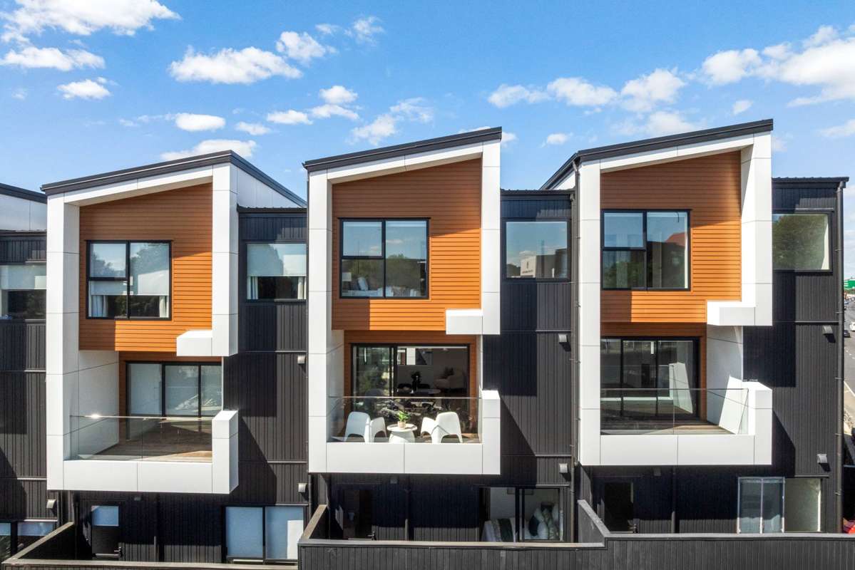 5/36 Seccombes Road_5