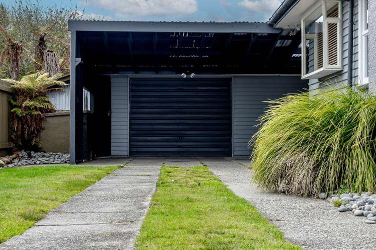 14 Jollie Street Hokitika_21