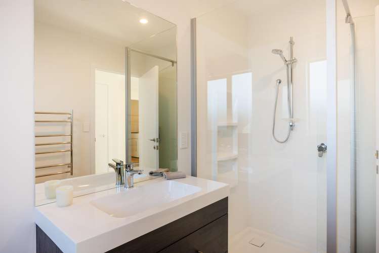 75 Atlantic Drive Fitzherbert_22