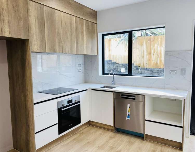 6/16 Buisson Glade West Harbour_1