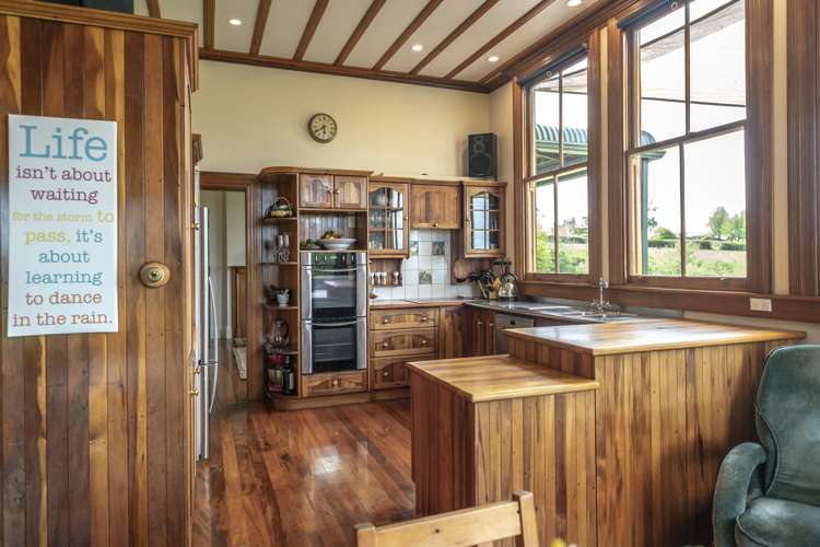 24 Robertson Road Whatawhata_6