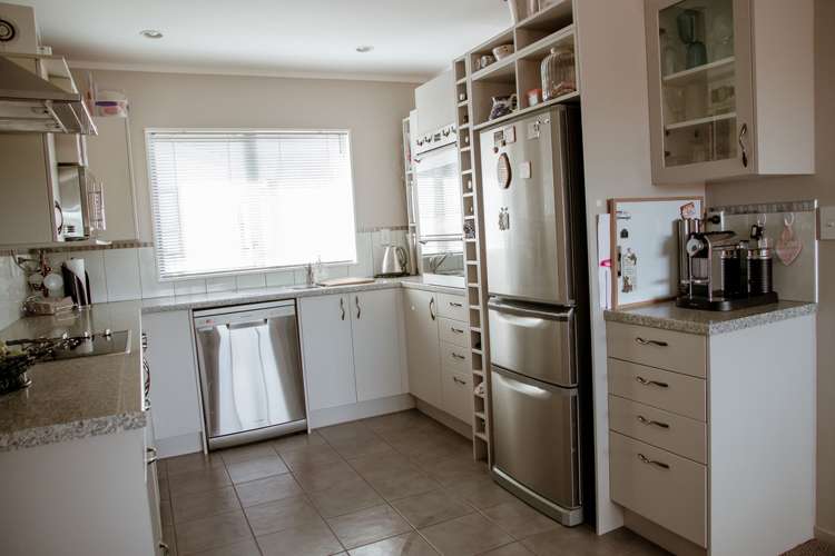 11b Solway Place Papakowhai_5