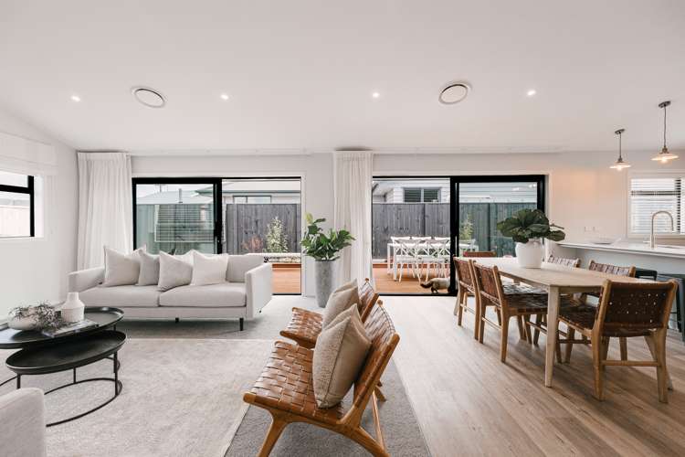 27 Daniel Place Kelvin Grove_13