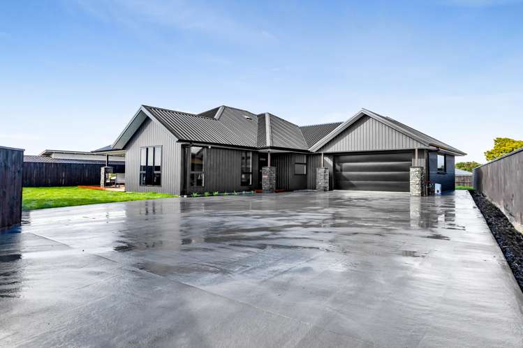 6 Oliver O'Leary Way Westown_32