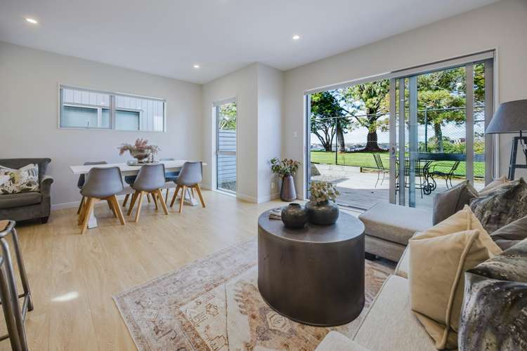 24 Paku Lane Mount Wellington_3