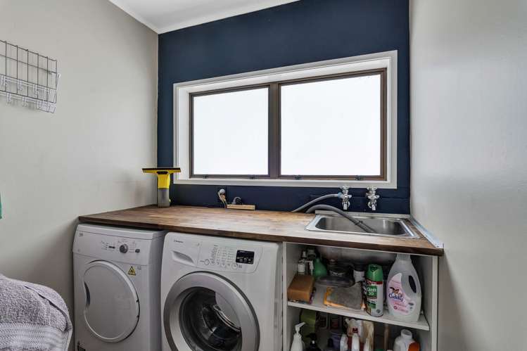 15 Brecon Road Stratford_16