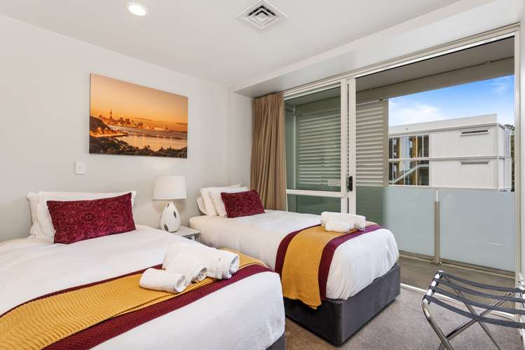 1004/10 Waterloo Quadrant Auckland Central_8