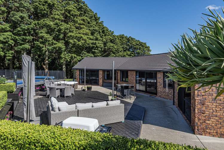 75 Tudehope Road Matarau_1