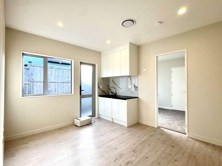 70 Taikura Avenue_5