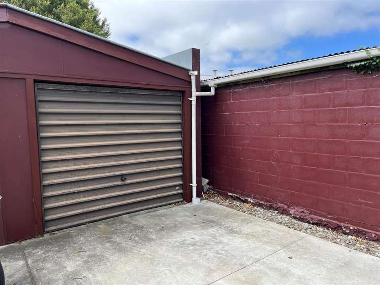 2/14 Frederick Street Waltham_16