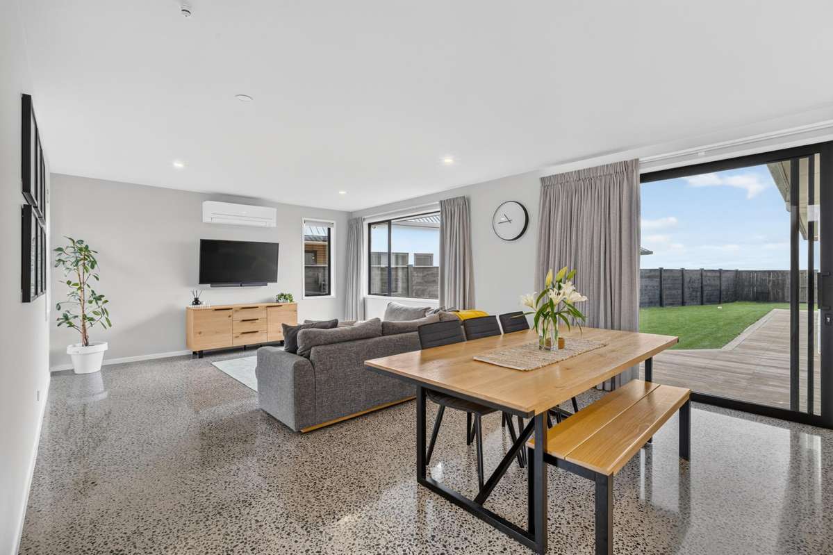 6 Howie Street_4