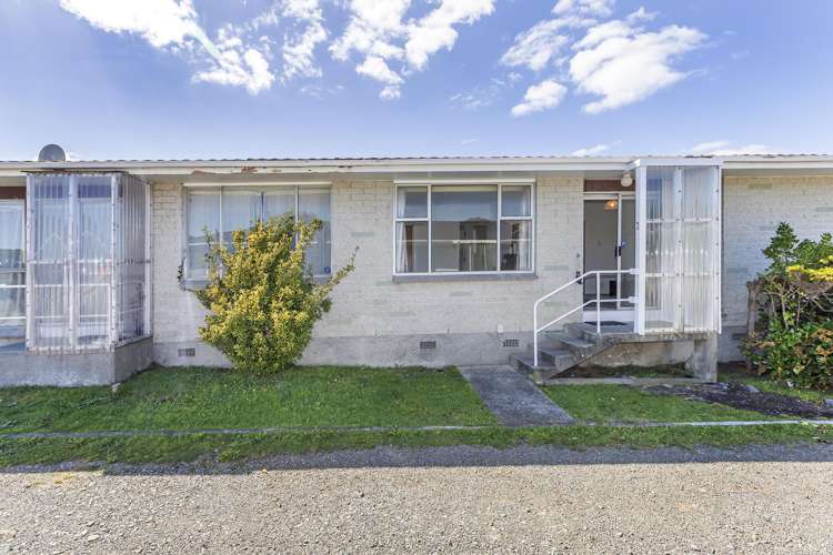 2/14 Jillet Street Titahi Bay_0