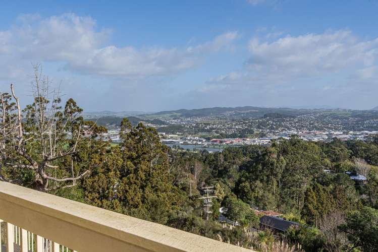 120 Memorial Drive Parahaki_31