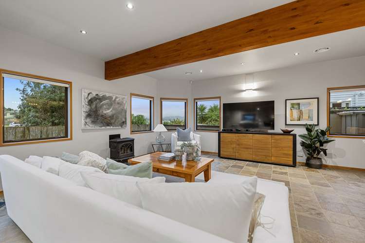 233 Omaha Drive Omaha_8