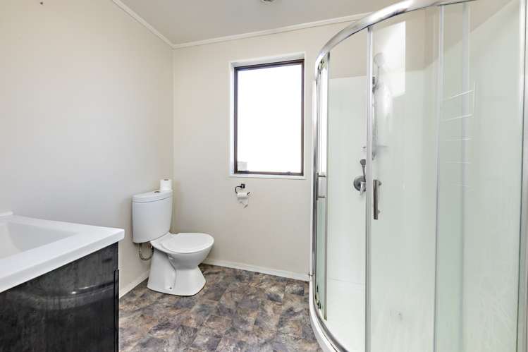 2/70 Palmers Road Clendon Park_6