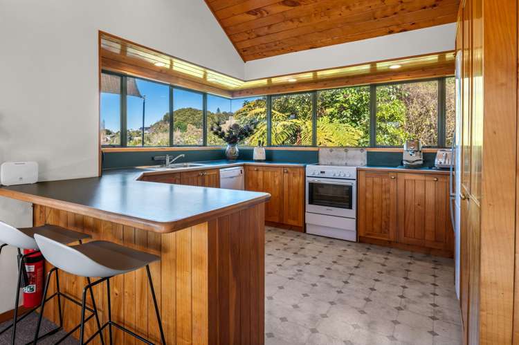 240 Spencer Road Lake Tarawera_12