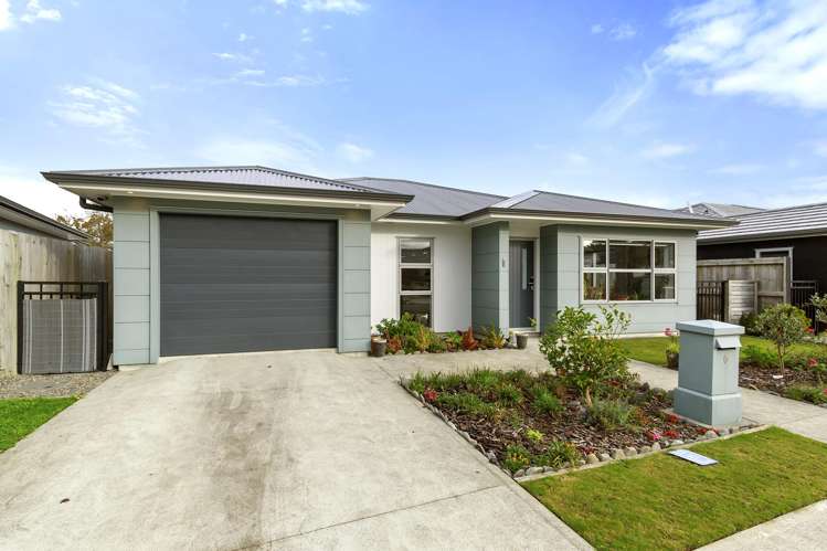 6 Brian Hughes Road Wainuiomata_1