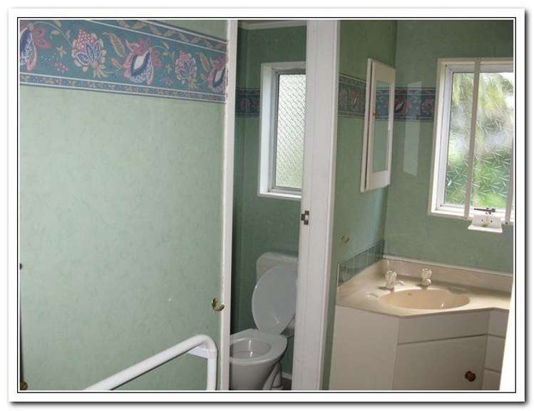 5 Leeds Place Solway_12