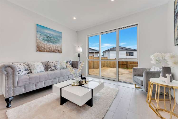 2 Uru Drive Flat Bush_6