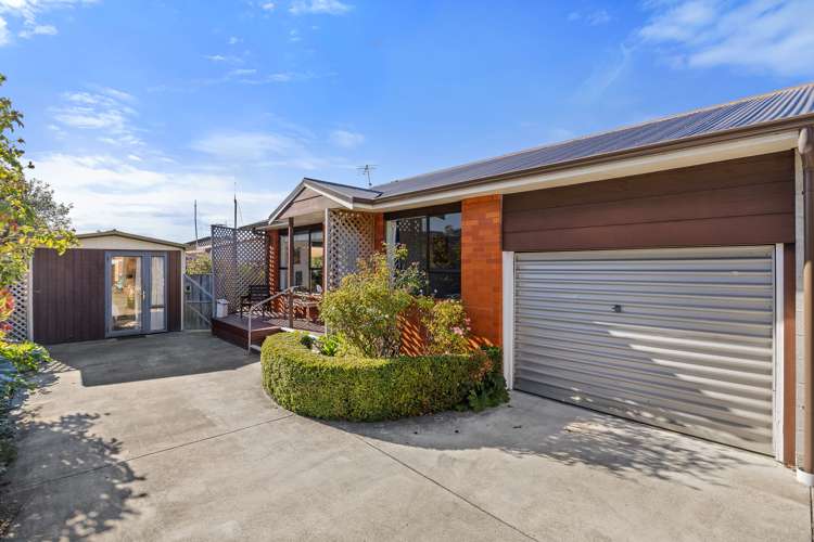 32B Laing Crescent Heathcote Christchurch City Houses for Sale