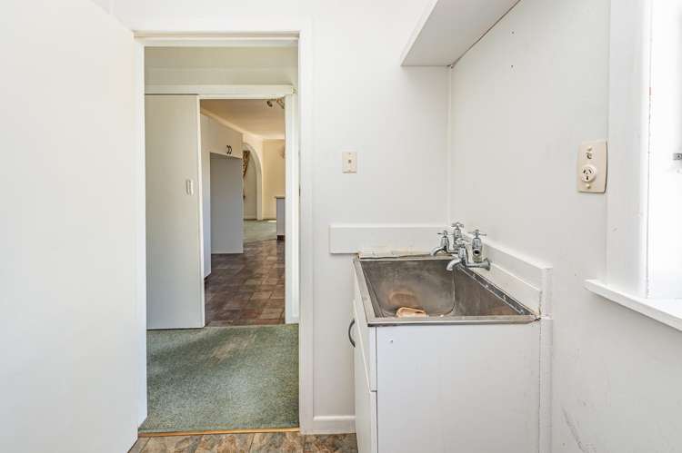 62 Parkes Avenue St Johns Hill_13