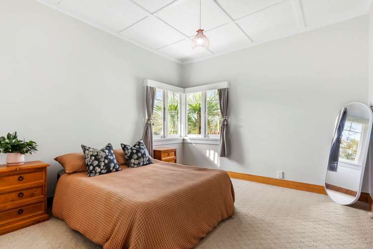 105 Glendale Road Glen Eden_11